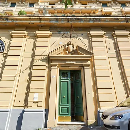Apartment Albaro Classic By Wonderful Italy